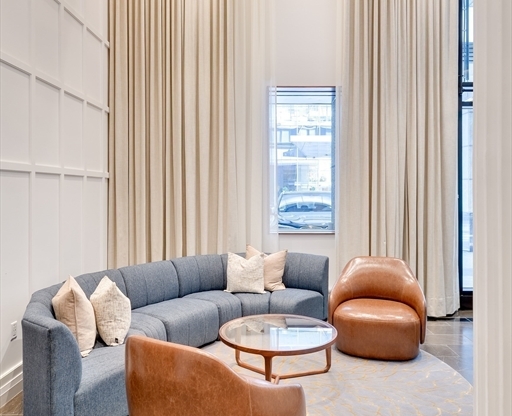 2 beds, 2 baths, 1,087 sqft, $9,500, Unit 10D