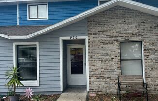 2 beds, 1.5 baths, 1,189 sqft, $1,475