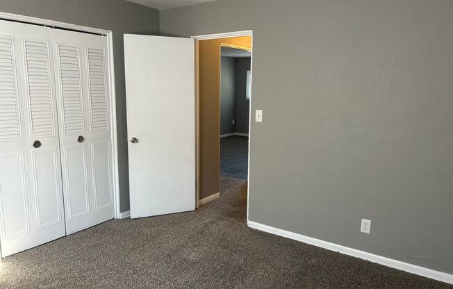 2 beds, 1 bath, 750 sqft, $1,095, Unit B10 1011 15
