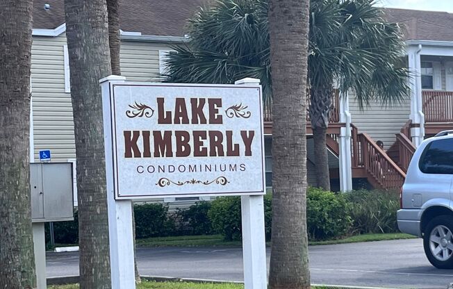 Lake Kimberly Village - 1st floor condo