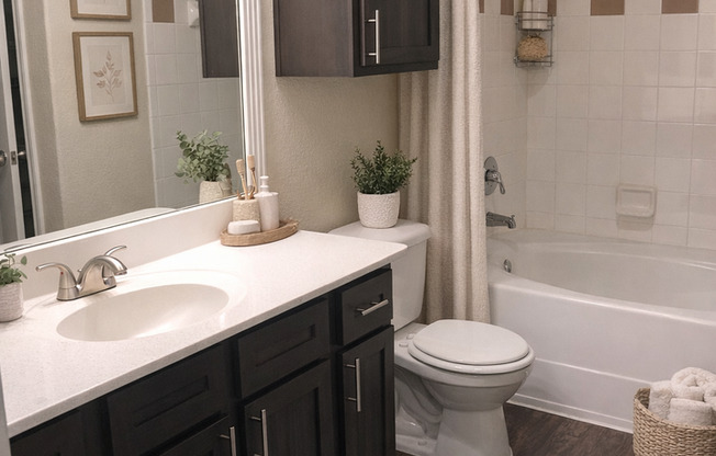 1 bed, 1 bath, 735 sqft, $1,195, Unit 0933