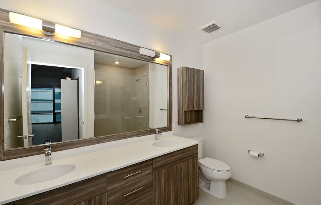 2 beds, 2 baths, 1,410 sqft, $4,500, Unit 301