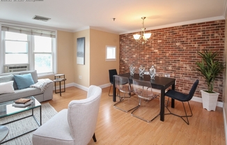 161 W 6 ST