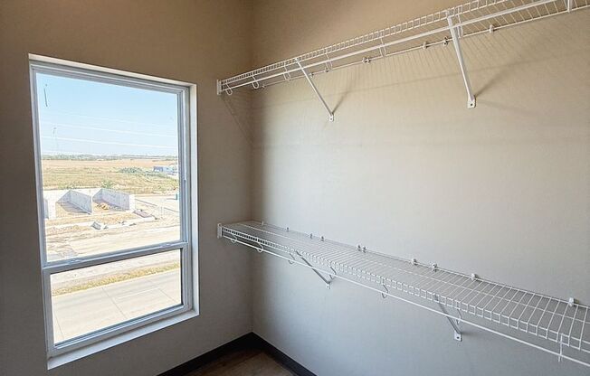 2 beds, 2 baths, 1,214 sqft, $1,810, Unit 202