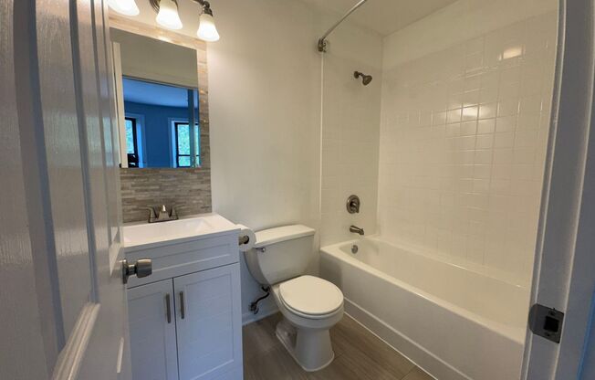 5900 S King Dr - Unit C3