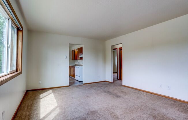 1 bed, 1 bath, 800 sqft, $1,195, Unit 972-10