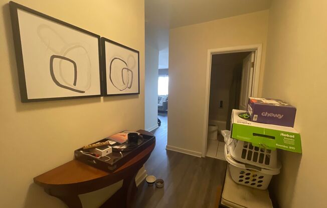 1 bed, 1 bath, $975, Unit 207