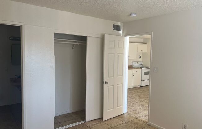 Available 1 Bedroom Condo In Central Las Vegas