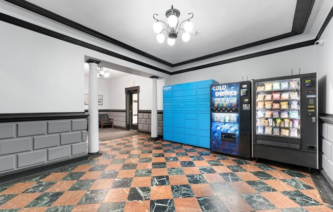 Studio, 1 bath, 250 sqft, $1,275, Unit 7450-32