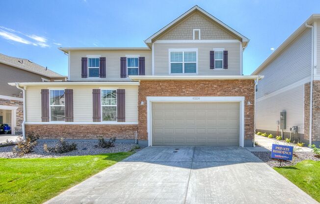 Gorgeous New Build 3 Bed 2 1/2 Bath in Timnath Lakes!
