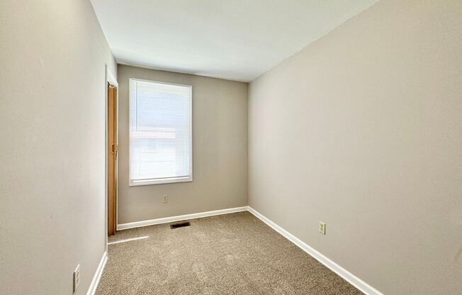 Adorable 3 Bedroom with Fresh Paint & New Flooring
