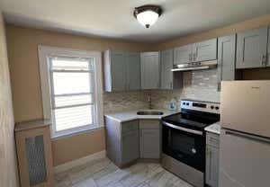 1 bed, 1 bath, $2,300, Unit # 2 FLOOR