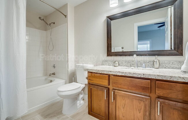 2 beds, 2 baths, 972 sqft, $2,800, Unit Unit 1150