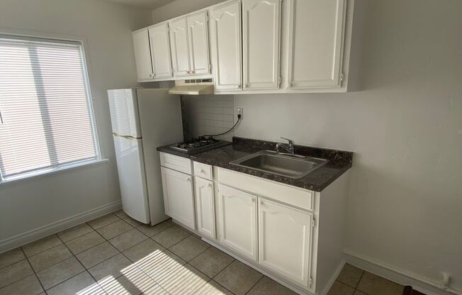 228 South Lake LLC