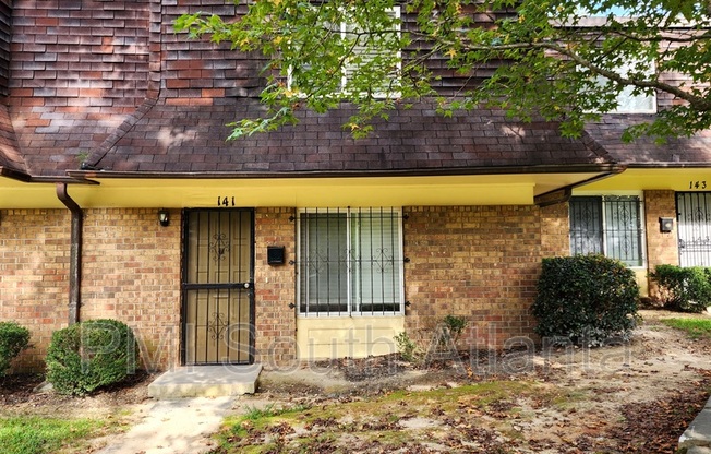 141 PEYTON PL SW