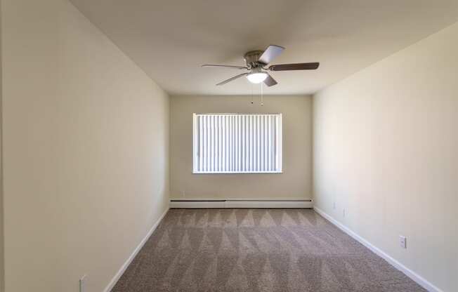 This is a photo of the bedroom in the 631 square foot, B-style (Ranch) 1 bedroom/1 bath floor plan at Colonial Ridge Apartments in the Pleasant Ridge neighborhood of Cincinnati, OH.