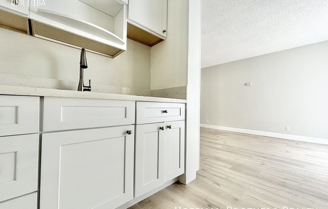 5452 Sierra Vista Ave