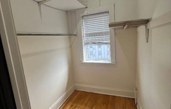Studio, 1 bath, 366 sqft, $810, Unit 308