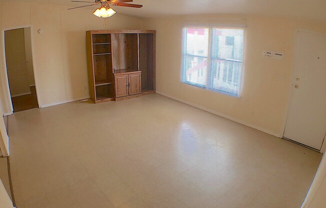 East El Paso 3 bed Refrig A/C