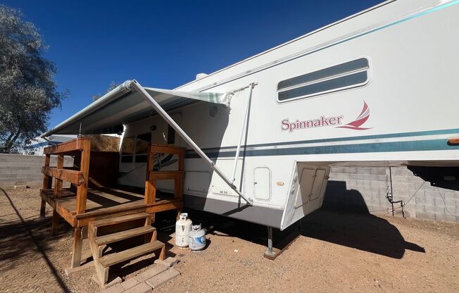 One Bedroom Trailer in Deer Valley - All utilities included!