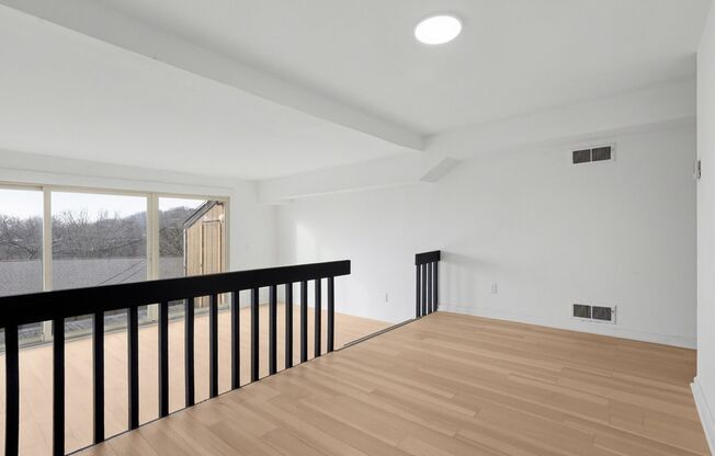 1 bed, 1 bath, 590 sqft, $1,395, Unit 315