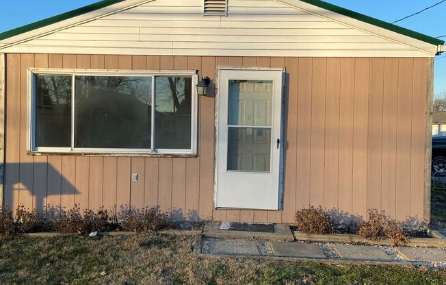 Buckeye Lake Two Bedroom House