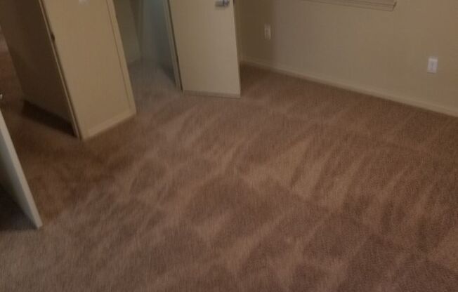 2 beds, 2 baths, $1,700