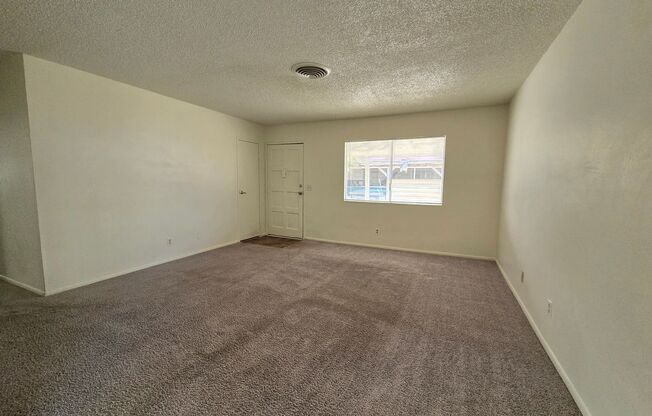 A Very Nice and Clean 3 Bedroom Single Story House in East Las Vegas. NO HOA!!!