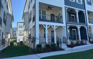 2 beds, 3.5 baths, $2,395