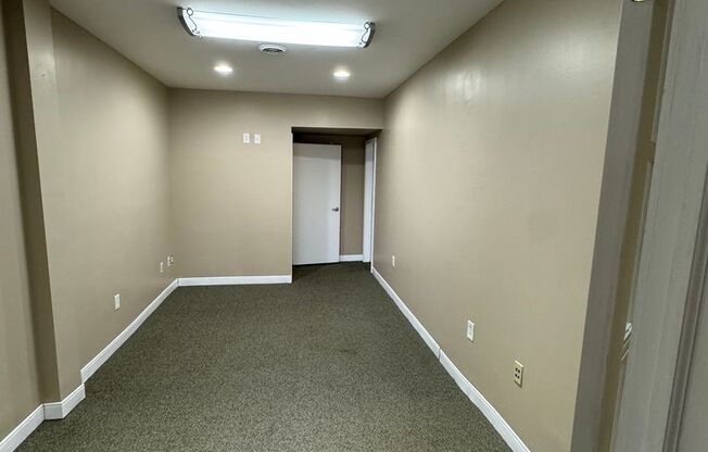 Studio, , $1,600, Unit Office 1