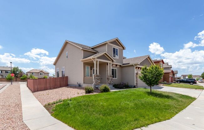 Spacious 5-Bedroom Home with Finished Basement!!!