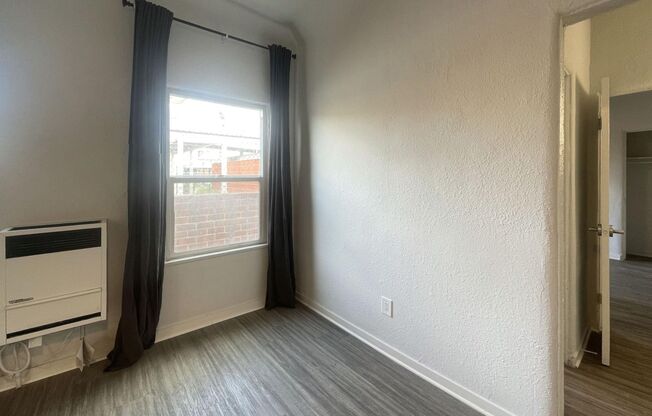 1 bed, 1 bath, 636 sqft, $1,795, Unit 105