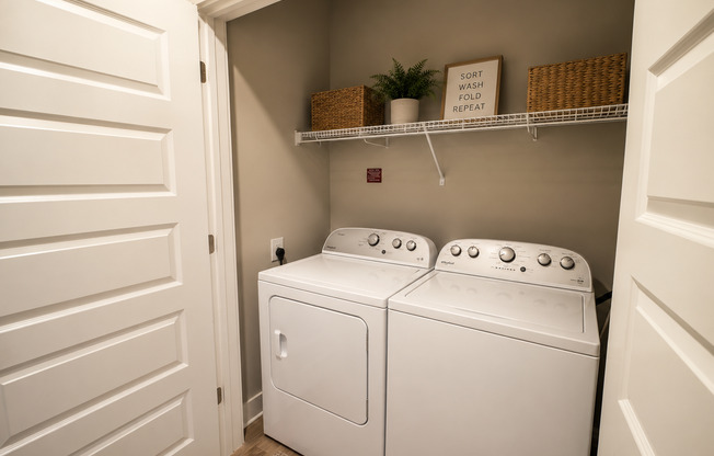 1 bed, 1 bath, 773 sqft, $1,330, Unit 1-309
