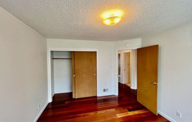 2 beds, 1 bath, $3,500