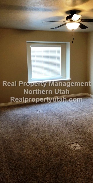 3 beds, 3.5 baths, $2,145