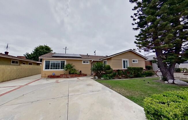 8362 San Marino Dr. - 4 Bedroom 2 Bath House in Buena Park!