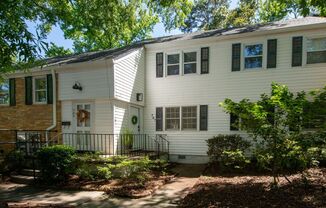 707 WADE AVE