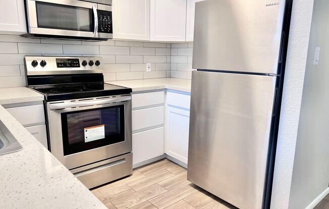 1 bed, 1 bath, 530 sqft, $1,195, Unit 10