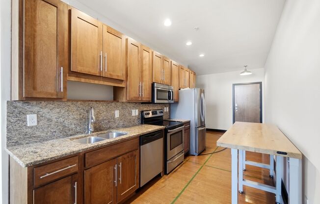 1 bed, 1.5 baths, 1,192 sqft, $1,989, Unit 508