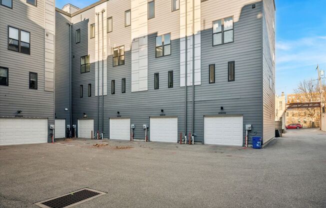 443 Shurs Lane