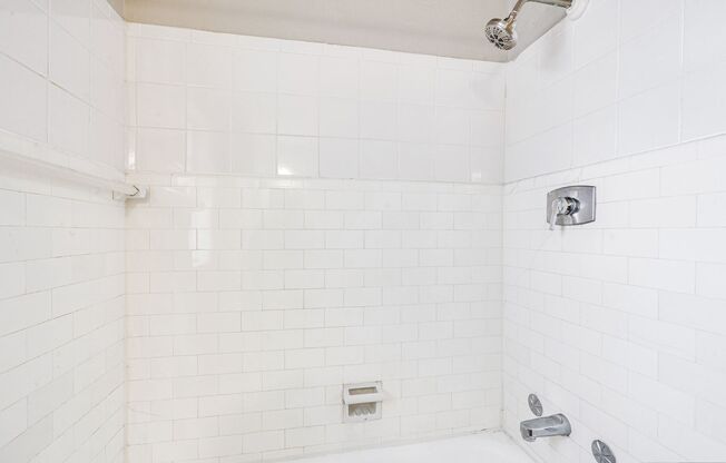 1 bed, 1 bath, 600 sqft, $999, Unit 103