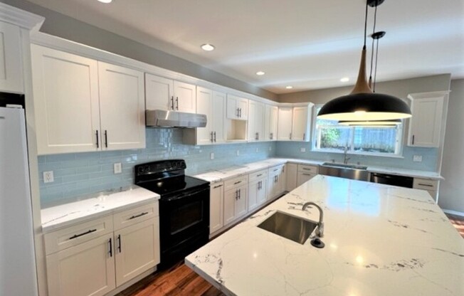 510 PASCO PL NE