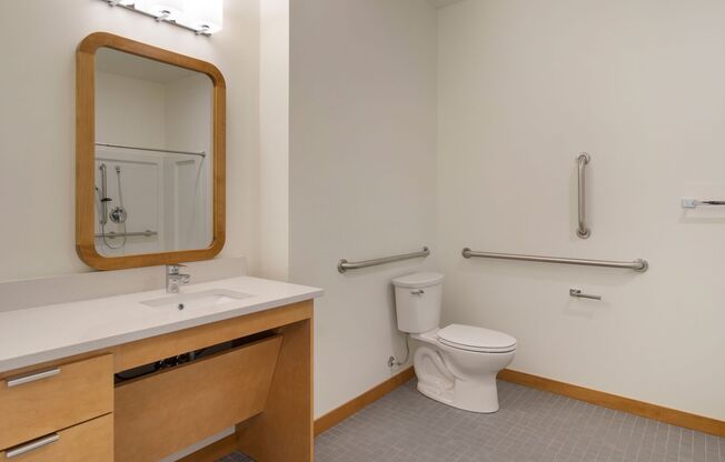2 beds, 1 bath, 773 sqft, $1,310, Unit A223