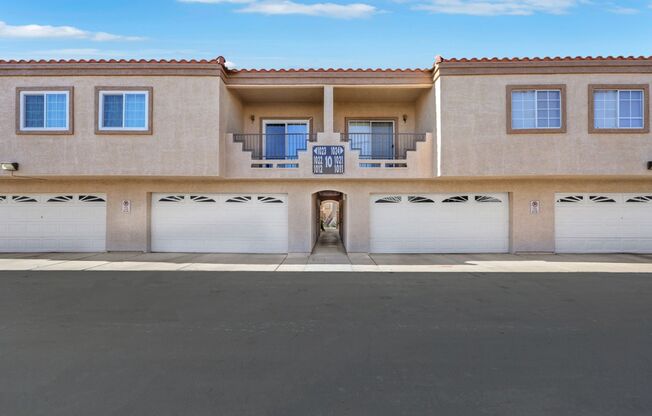 2 beds, 2 baths, $1,650, Unit UNIT 1022