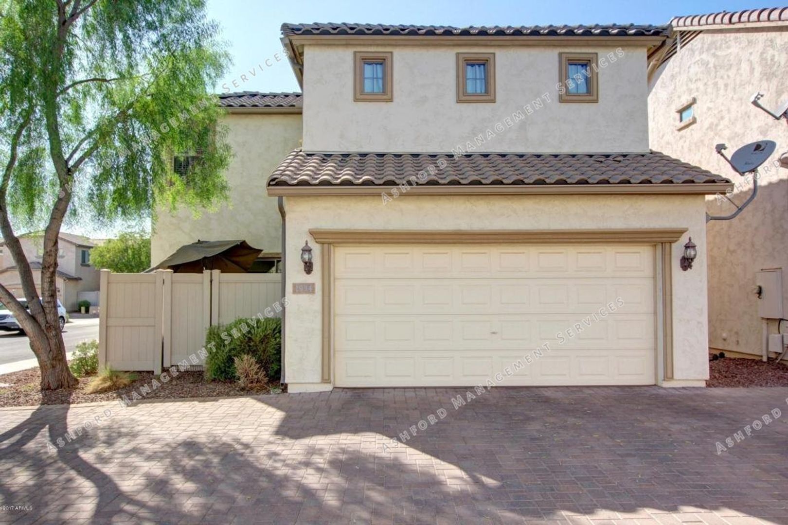 2 BEDROOM 2.5 BATH HOME IN GATED NORTHGATE WITH MANY COMMUNITY AMENITIES
