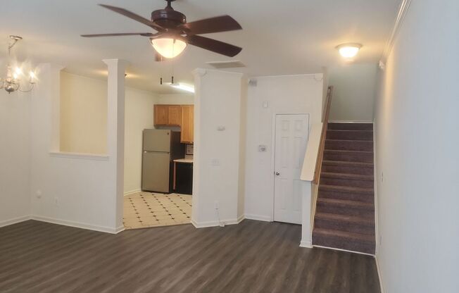 3 beds, 2.5 baths, $1,850