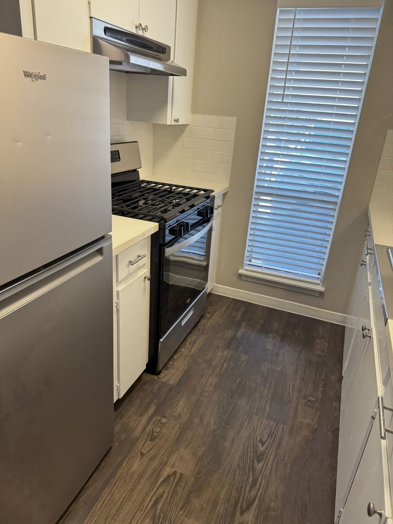 Sunshine Terrace Apts.