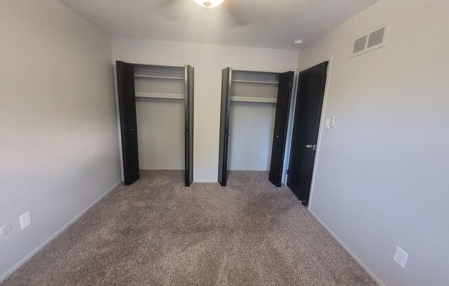 2 beds, 1 bath, 983 sqft, $1,495, Unit 455-108