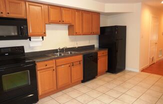 3 beds, 2.5 baths, $2,000