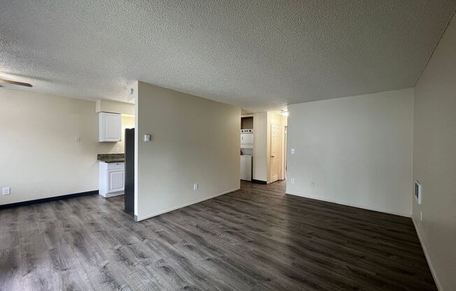 1 bed, 1 bath, 750 sqft, $1,200, Unit 29